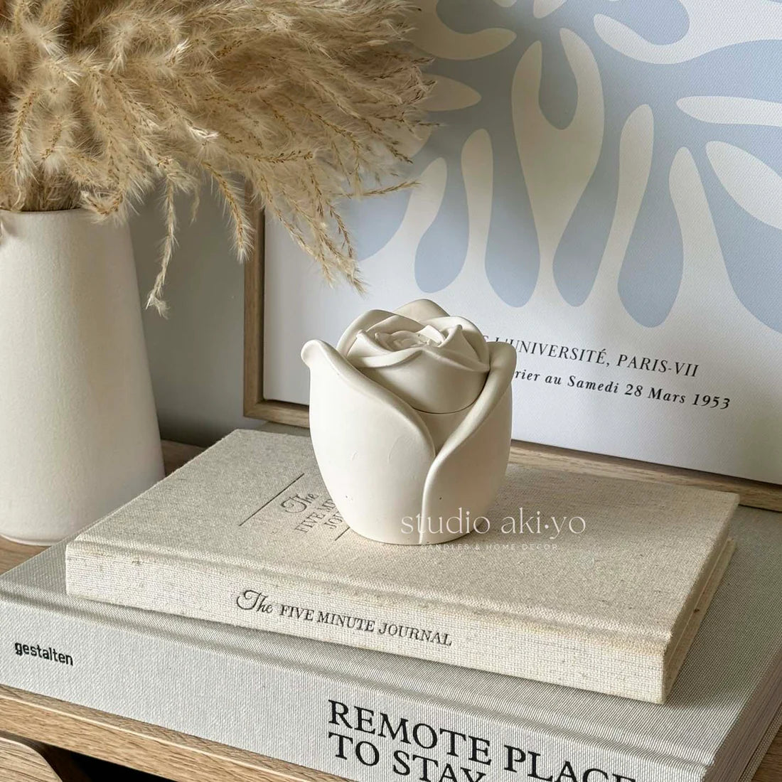 Studio Akiyo Rosebud Candle | Ylang Ylang Currant