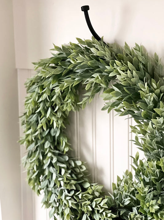 Faux: 20" Ruscus Wreath