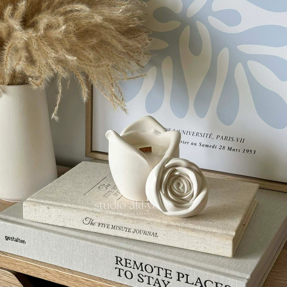 Studio Akiyo Rosebud Candle | Ylang Ylang Currant