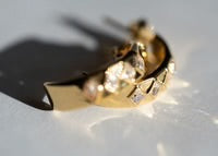 Sarah Mulder Monty Demi Hoops In Gold