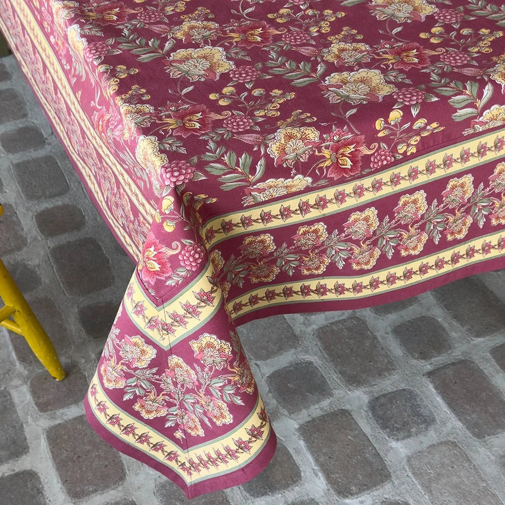 Mahagony Canada Adrienne Table Linen (two styles)
