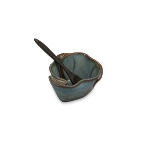 Open image in slideshow, Hilborn Pottery Tiny Pot With Tiny Spoon (three colours)
