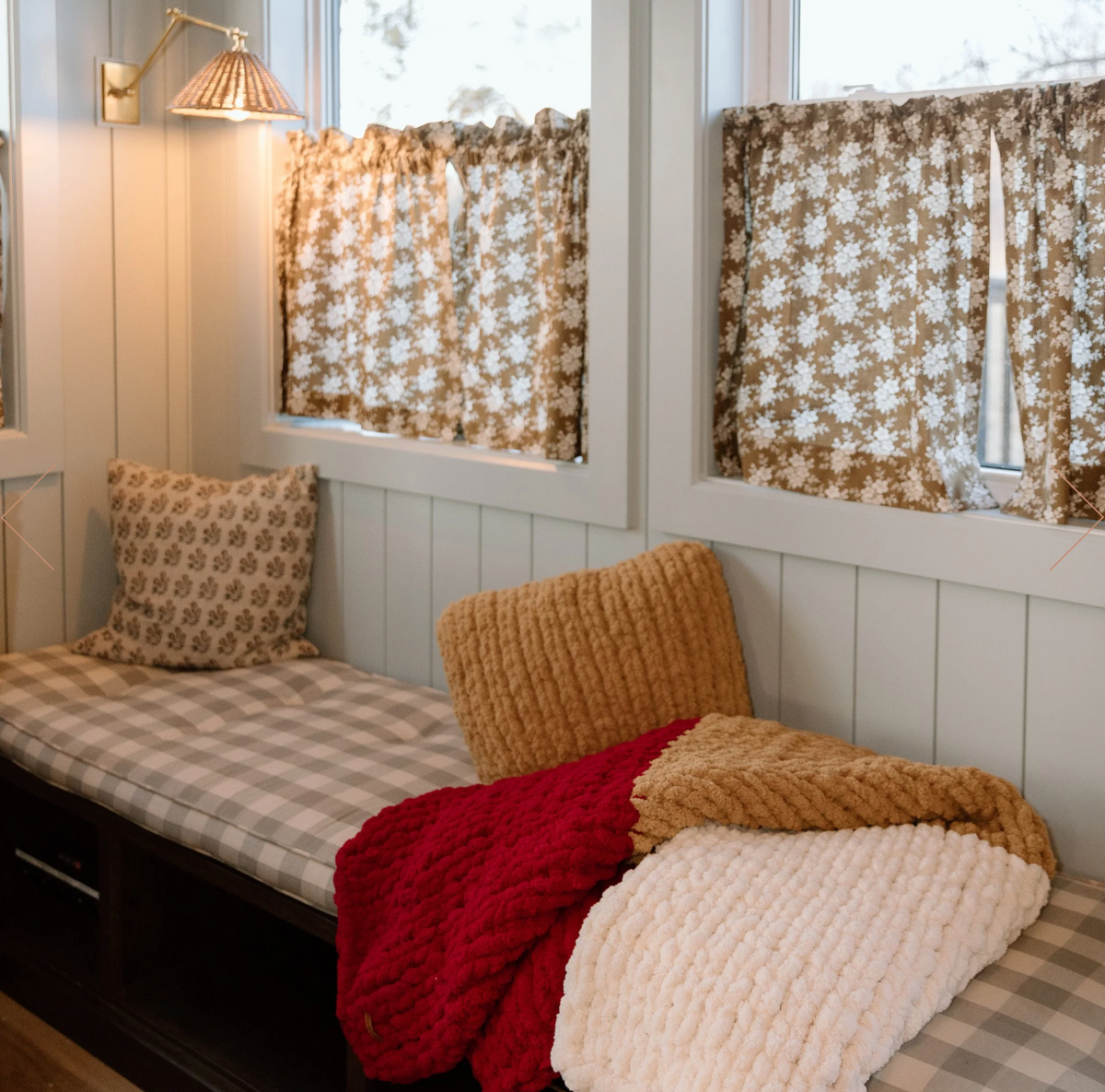 Nicnakknits Tanya Lap Throw