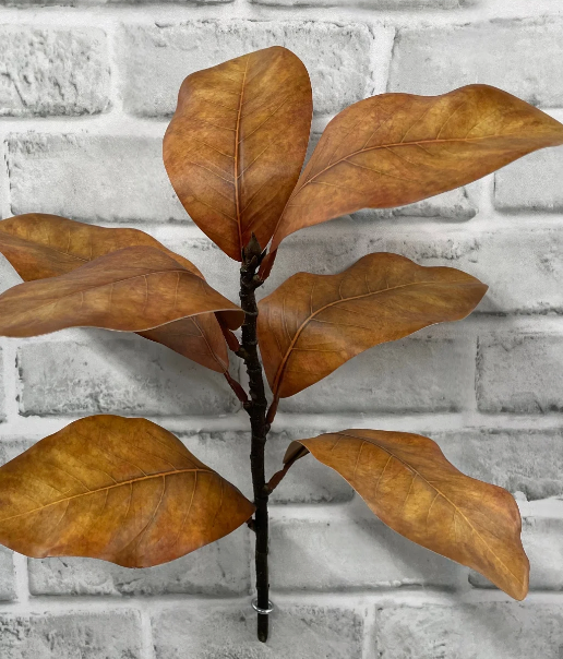 Faux: 17" Magnolia Spray (three colours)