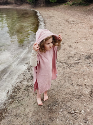 Open image in slideshow, Turkish Cotton Baby Poncho (two colours available)
